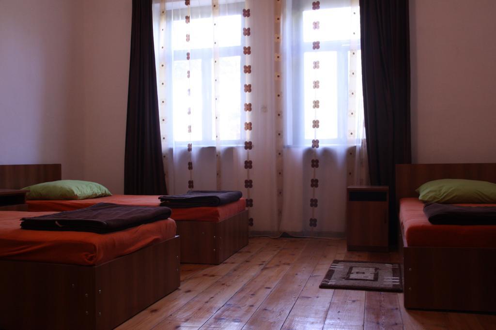 Gvirilas Sakhli Guest House Khashuri 외부 사진